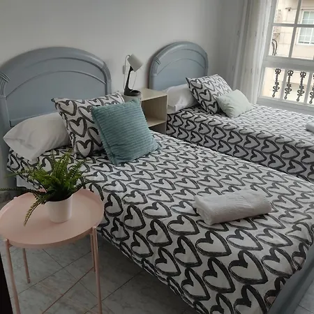 Luminoso Y Amplio Piso En * או גרובה